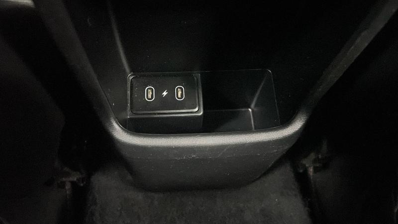 Hyundai KONA Photo cohere-1cd109752bdb42a2f6a431f4e1bced72bd921b67.jpg