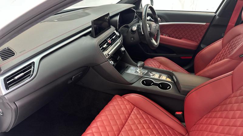 Genesis G70 Photo cohere-1d33ae6ceb46b14a4036e89c663568791907443d.jpg