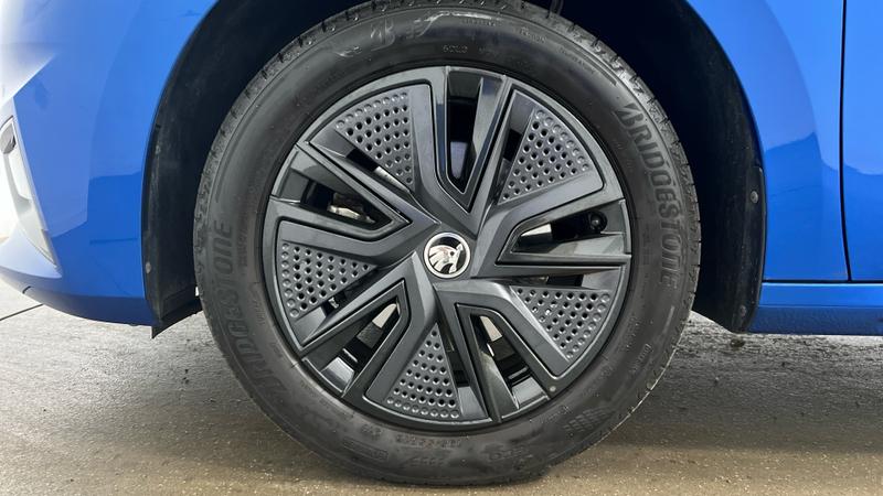 Skoda FABIA Photo cohere-1d983f884f0c5c0b47589aece710f6545e2bdd34.jpg