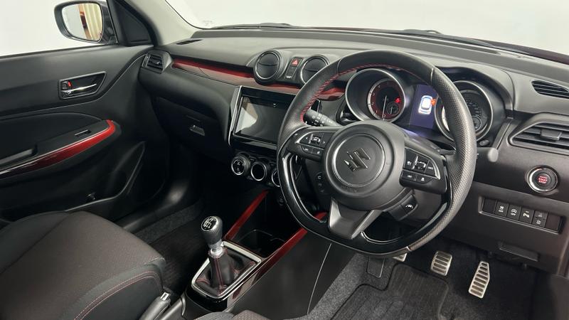 Suzuki Swift Photo cohere-1eaa7ec464c39cccdb38b7017a77d48d722fa5d1.jpg