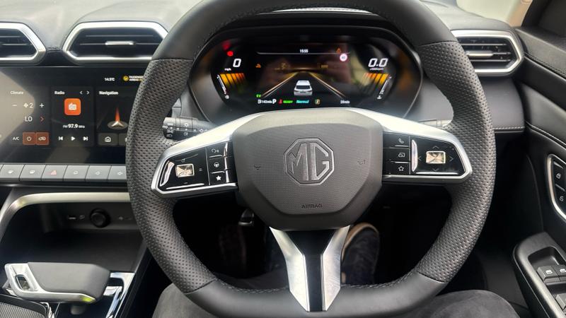 MG ZS Hybrid+ Photo cohere-1efccdb42810d49180a4c5315f3f57f50d8e9917.jpg