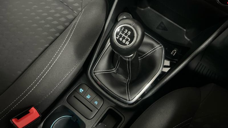 Ford FIESTA Photo cohere-1f2e07b993773ccde85ed7a622c5cbd8f17d28df.jpg