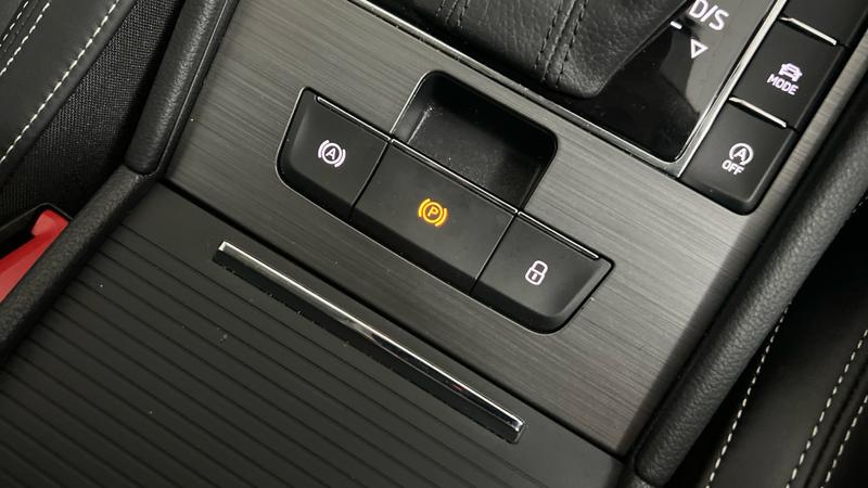 Skoda SUPERB Photo cohere-1f445388708ed4d77af32e985110de578620fbae.jpg