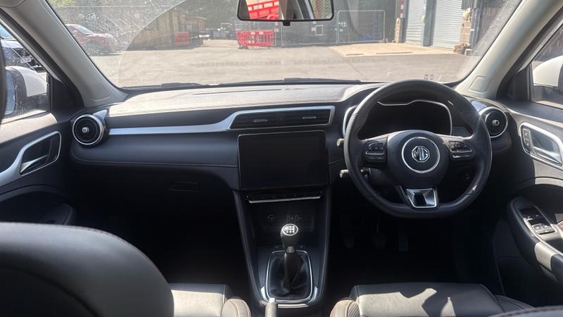 MG MG ZS Photo cohere-1fa9501037cfc269e45966530970fef427147582.jpg