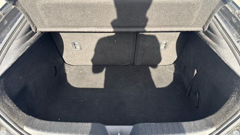 Mazda Mazda3 Photo cohere-1fed460dff83e74c16cf4a9a1e24b0cbf7ebb9da.jpg