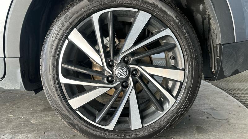 MG ZS Hybrid+ Photo cohere-201d85356a6a34780e402d293a6c5836bc0b4919.jpg