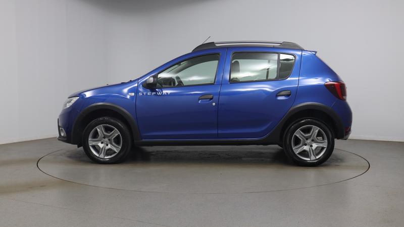 Dacia SANDERO STEPWAY Photo cohere-210200d717038ba85df9129ad9014ce6abe352be.jpg