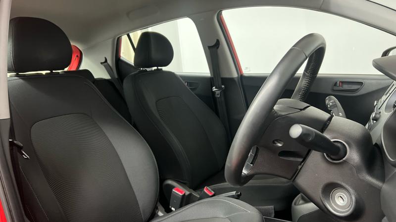 Hyundai i10 Photo cohere-213bf566a544cd213dab07ebb4bbc424a2b51326.jpg