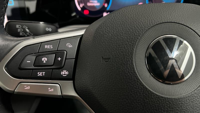 Volkswagen Golf Photo cohere-213cc4647b960c8aa6b650313315f4b1ed9271af.jpg