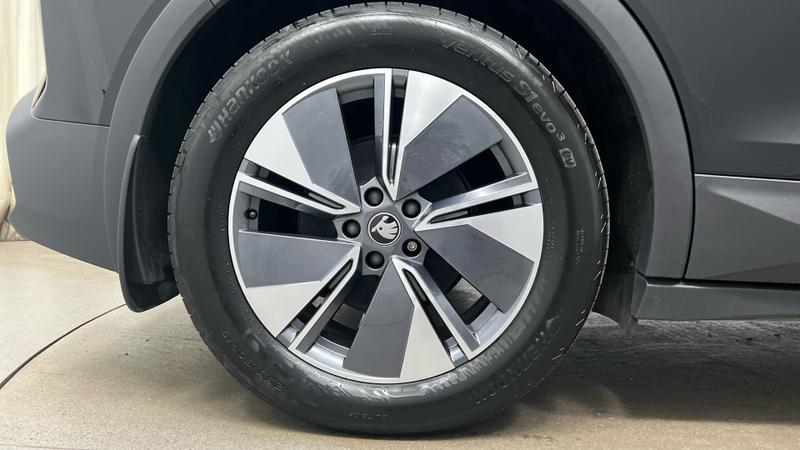 Skoda ELROQ Photo cohere-21577d4e8a19f4c7a815bcf4b885957e19913739.jpg