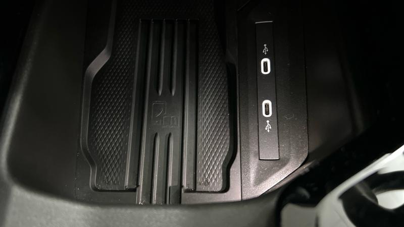 Skoda SUPERB Photo cohere-21cd937ca8bd6eb271dc58a4f09801b7fd40921b.jpg