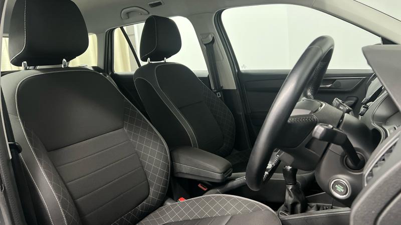 Skoda FABIA Photo cohere-21f013698da37d387d5ccf9a0551337c15df3ade.jpg