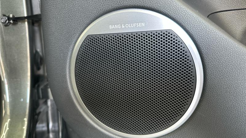 Genesis GV60 Photo cohere-2208d577cee32be860ec3d9342a84881be367803.jpg