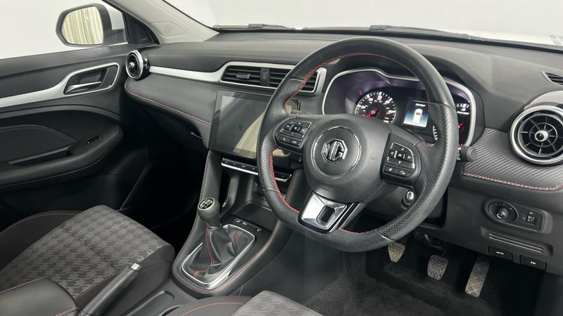 MG ZS Photo cohere-222ff6e44c1cbcd20aeb0ae4529755f010781c23.jpg