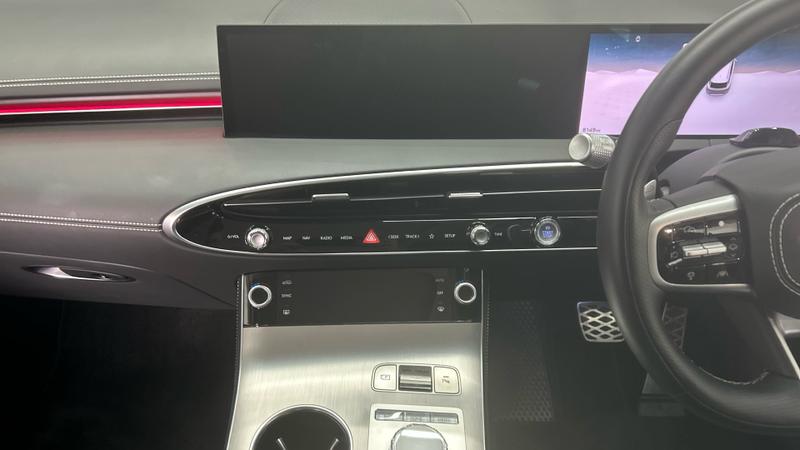 Genesis Electrified GV70 Photo cohere-2250ff3908f932b95595c0fb1020ec93029c14ec.jpg