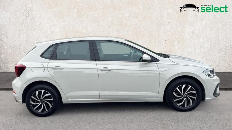 Volkswagen Polo Photo cohere-22be95f4faac7ca038448b2d123bb17f5926e944.jpg