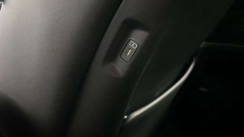 Hyundai Santa Fe Photo cohere-2324e013ba44e5e5cf703b09265fc135b2ab9d99.jpg