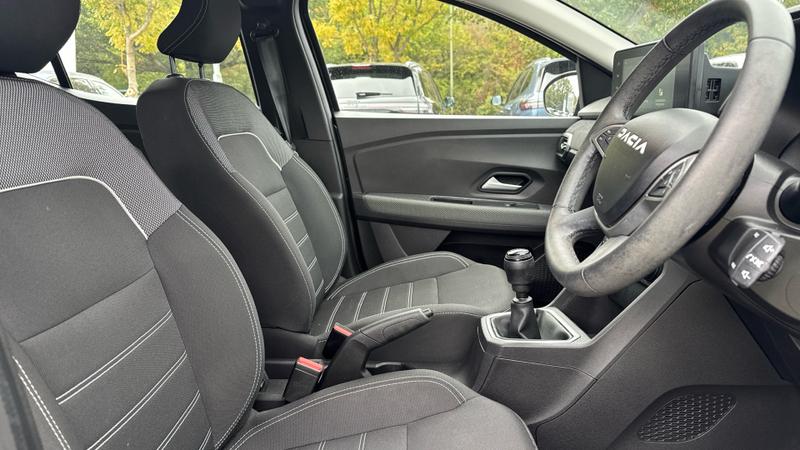 Dacia Sandero Photo cohere-23e3275325cd5a7a53001416c3e84d948e84badf.jpg