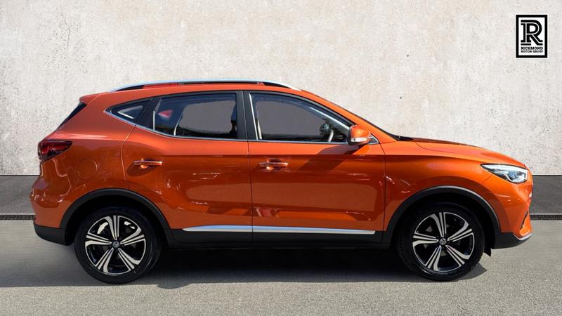 MG ZS Photo cohere-2446107fe1b88c700d4467a9a05569cfe857917e.jpg
