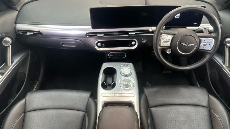 Genesis GV60 Photo cohere-24cf14b88091fdc6c6798f1e8bc094b0e7ad8c5a.jpg