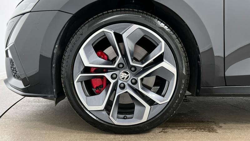 Skoda OCTAVIA Photo cohere-24cffa79f9d7decabe061be99ab14545a4f1dc32.jpg