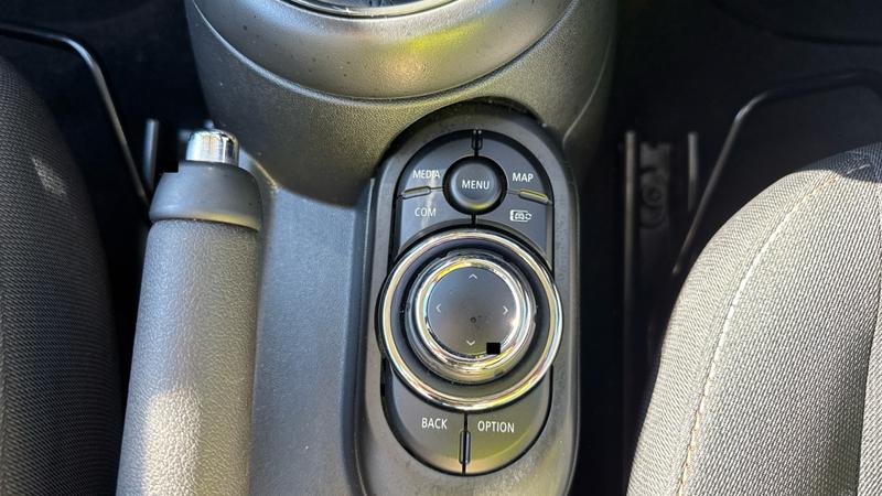 MINI Hatch Photo cohere-2526bf20742d79402e7f6084ad27064a09dfce32.jpg
