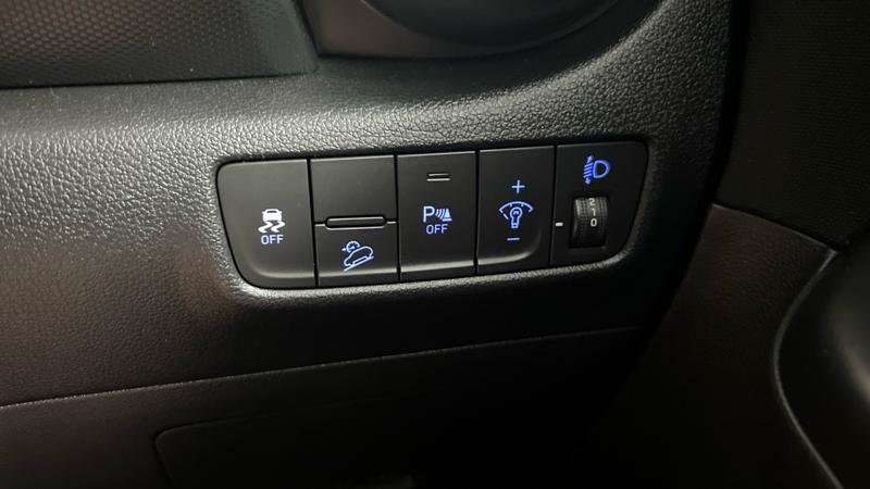 Hyundai KONA Photo cohere-256d8c94db8ca19a7741371d8075bd5b07c351b8.jpg