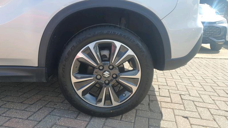 Suzuki Vitara Photo cohere-25ffa2567ef5d923209e368f4322b2c92a2ee6df.jpg