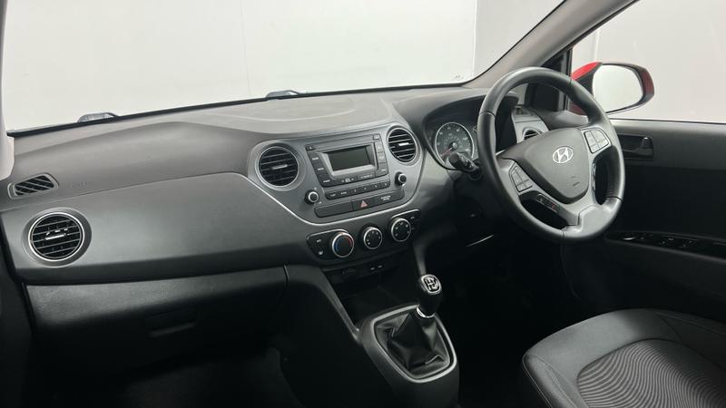 Hyundai i10 Photo cohere-261f56185bf741bb991ad995b54fbe1b53da18b6.jpg