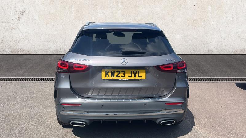 Mercedes-Benz GLA Photo cohere-263909e09d15567ef8463a1d84c37095d819401f.jpg