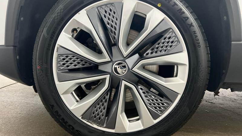 Skoda KAROQ Photo cohere-265f7acd4ed4cb4e7e76cee719889c28a933e6c0.jpg