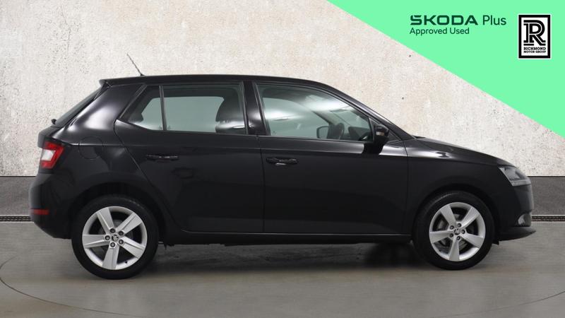 Skoda FABIA Photo cohere-265feb1a06d28264d48d63a8fb0f80fbd12f4ecc.jpg