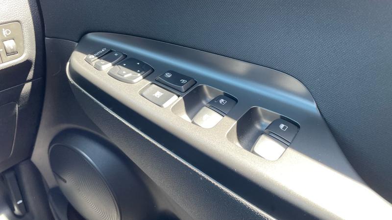 Hyundai KONA Photo cohere-26b686937b7072394e130bbce39cd1d282519708.jpg