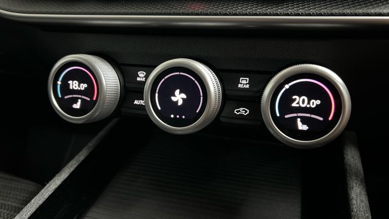 Skoda SUPERB Photo cohere-26d4f3d46e9c9870fe9f0515fe5a5da8707567e2.jpg