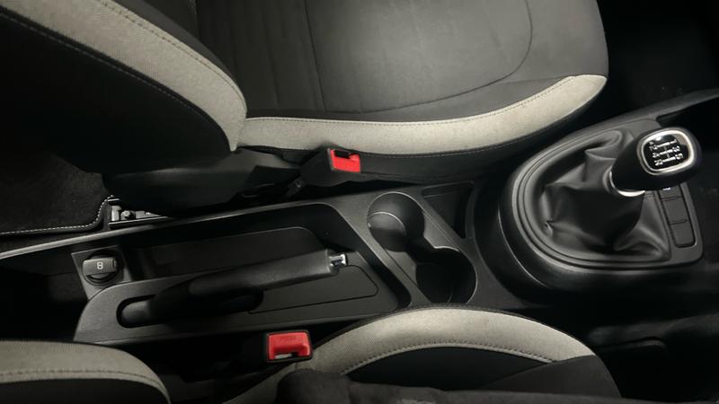 Hyundai i10 Photo cohere-2732057483feb209caddf97912d3706b4cc6b51e.jpg