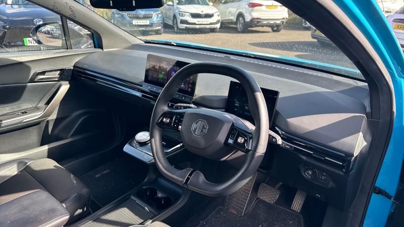 Mg Motor uk MG4 Photo cohere-27944b5d6437dd5eec8cc57e0543ff501b19da14.jpg