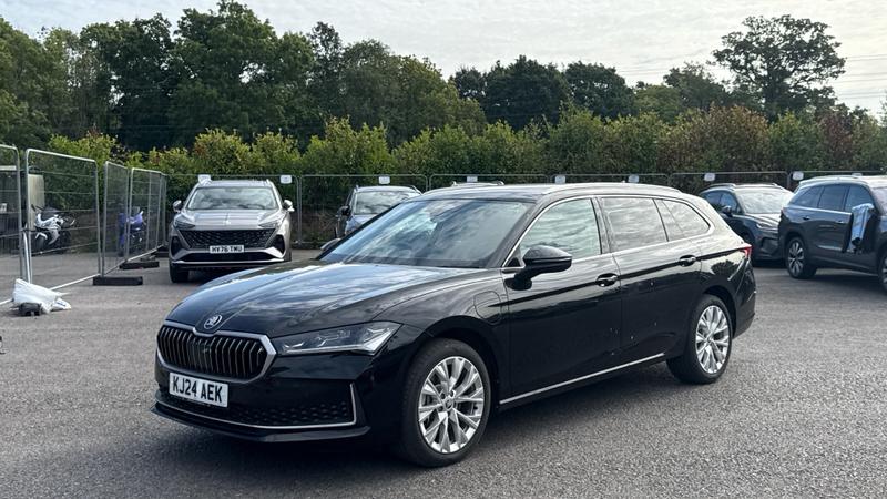 Skoda SUPERB Photo cohere-2795837904d764f7dae4e1f630c6ada7034d7f15.jpg