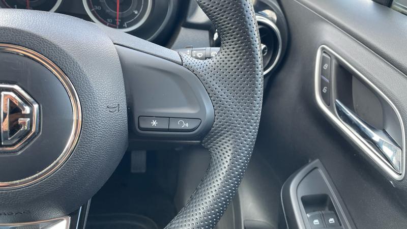 MG MG3 Photo cohere-2a17c0ae8e59616a625afec5a9e859047825543e.jpg