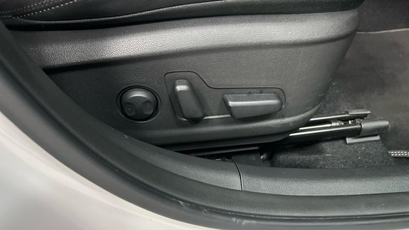 Hyundai KONA Photo cohere-2a6a7954561a5af6e0eec165b02e241bb462ef56.jpg