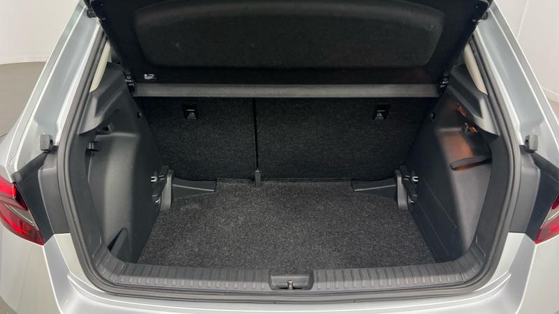 Skoda FABIA Photo cohere-2b0123442e1b3cf1737ba258a81dfc9abb398794.jpg