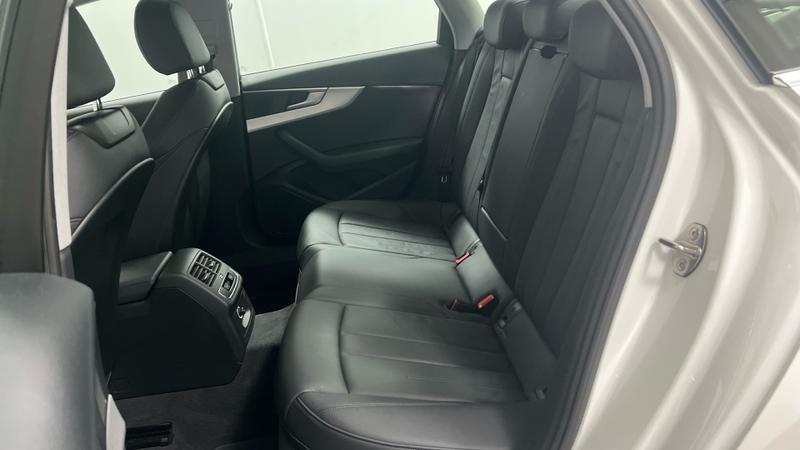 Audi A4 Photo cohere-2b11fecc8061f7a7cc227a01dba27bf77fd3a5a7.jpg