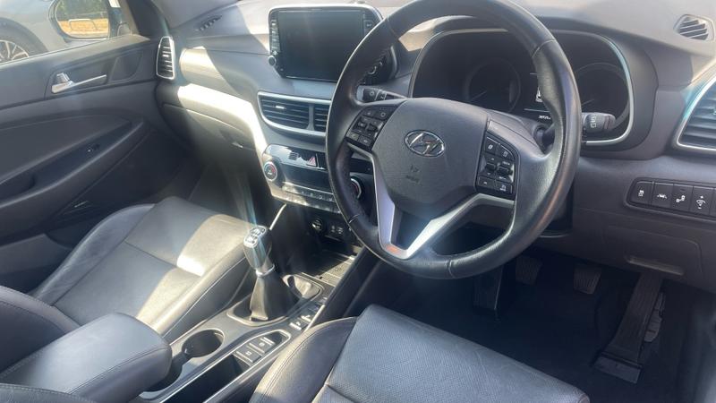 Hyundai TUCSON Photo cohere-2b2f4745e99afbb697da3225e8a8ce55ec940326.jpg
