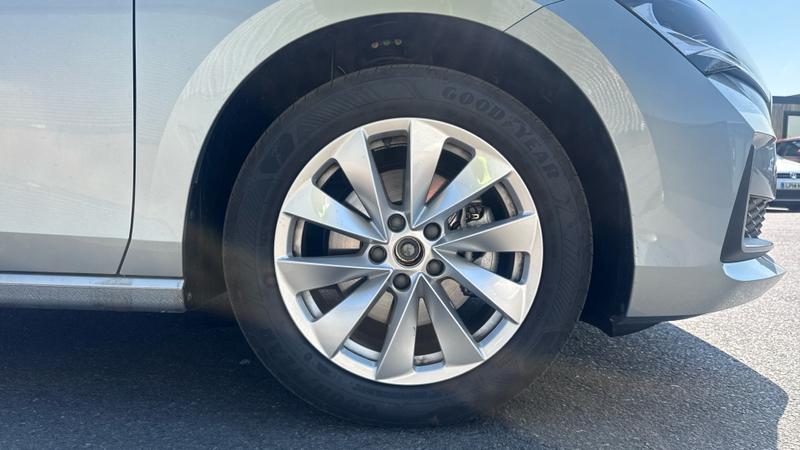 Skoda SUPERB Photo cohere-2b539b923c1f08ba3ad65373fbc887c185d41ffb.jpg