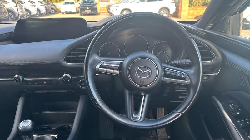 Mazda Mazda3 Photo cohere-2d02fb63bfe283f76ed8624f1fc8e623710cde96.jpg