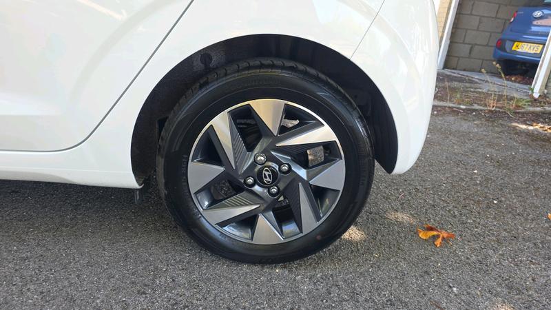 Hyundai i10 Photo cohere-2d1b567f5048b6e9026bbc837969d3f400cf4ef6.jpg