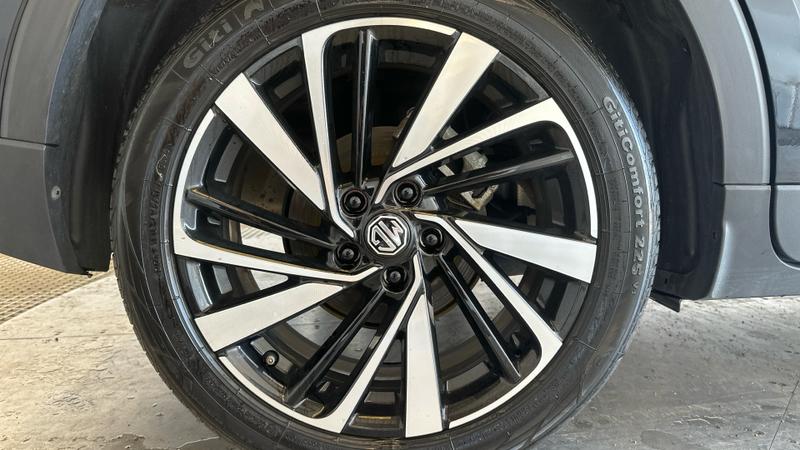MG ZS Hybrid+ Photo cohere-2d8370aa2d8bc584d9096ce190cb7f24af9f43bc.jpg