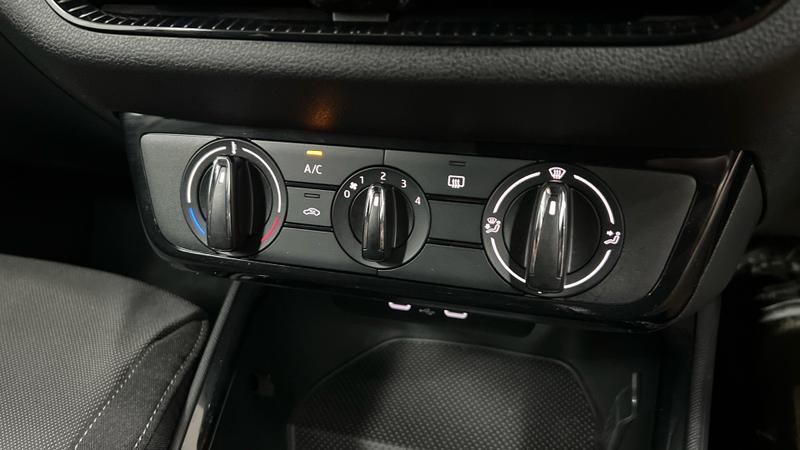 Skoda FABIA Photo cohere-2d882692c4111b41d8c128b5b3dfd2c883f534a8.jpg