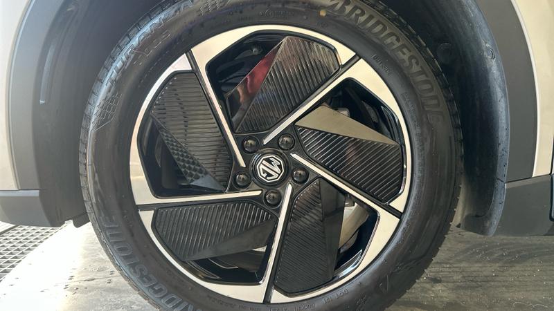 MG MGS5 EV Photo cohere-2dcf5b7c84f5eb83cdd997b35bd1c726135b8fb4.jpg