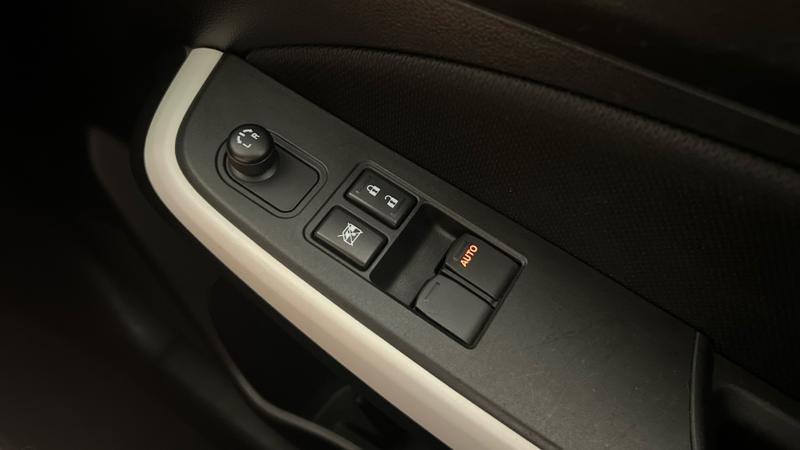Suzuki SWIFT Photo cohere-2dd9e8d49519b379469995915da283d937ccc2ba.jpg