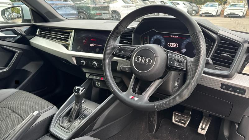 Audi A1 Photo cohere-2e3bda097cdd1fd9f8cd85813315771c317dba97.jpg